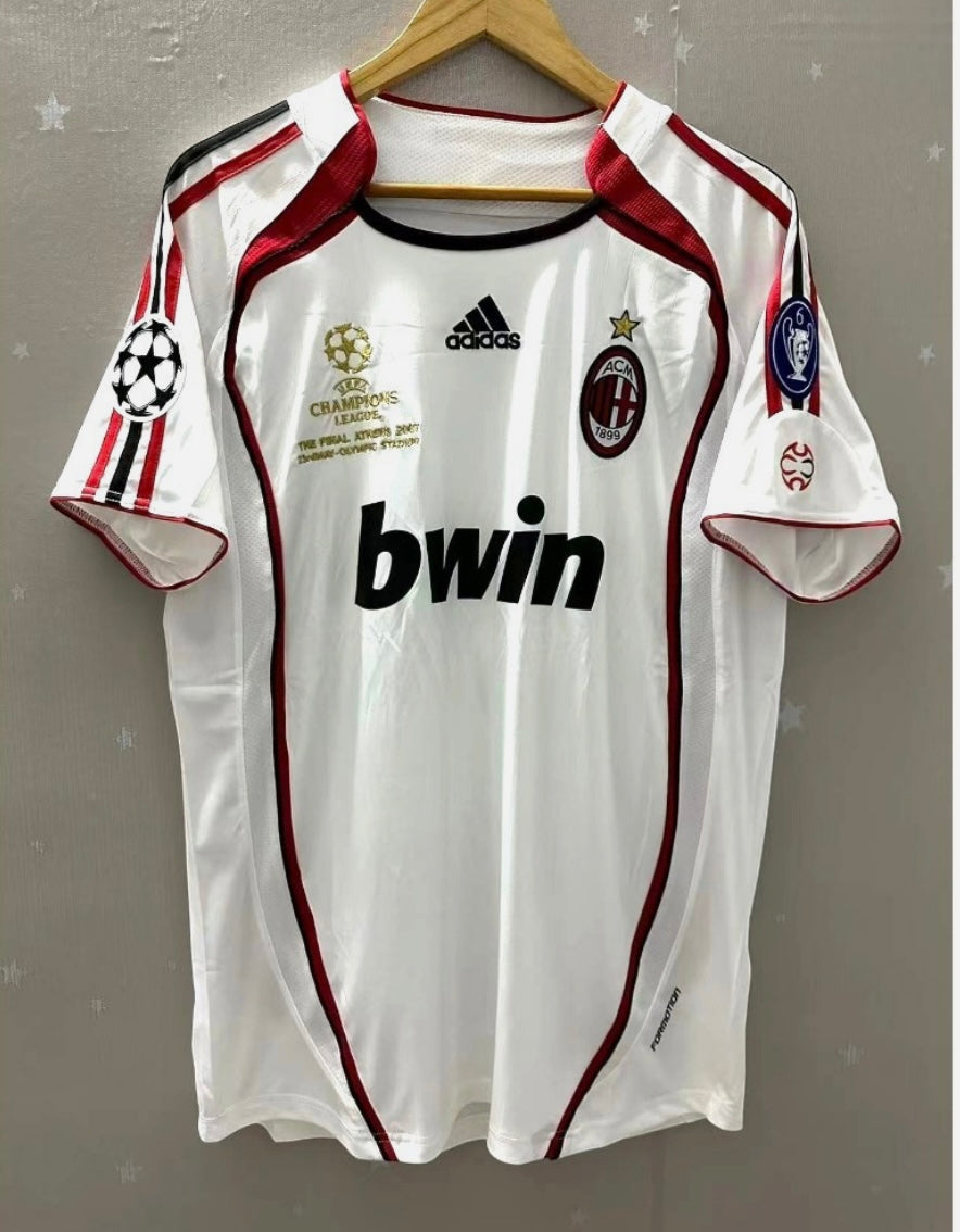 Camiseta Retro Kaká — Leyenda del Fútbol
