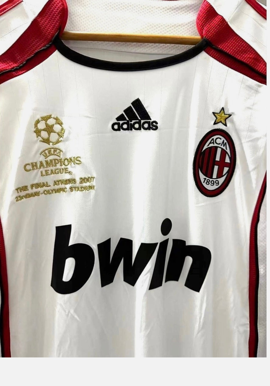 Camiseta Retro Kaká — Leyenda del Fútbol